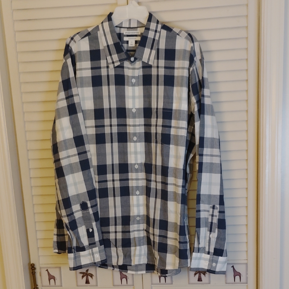 Amazon Essentials Navy and White Checkered Shirt